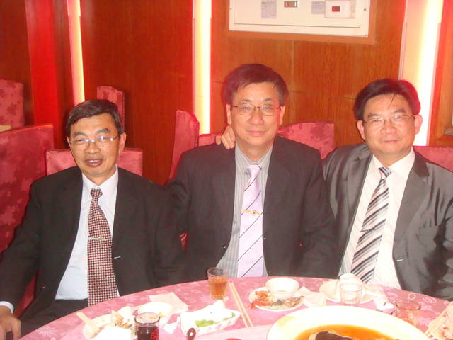 665514_c98e0da2d00a44a30cd8ea7604509dd5