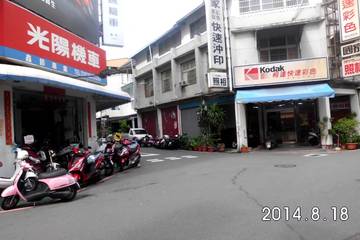 編號LS21413-林森路便利商店