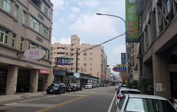 龍家族華廈 警總商圈天祥路南興國小中央路中央路橋中正路二段