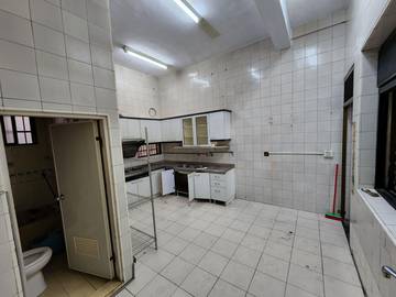 編號R145-千禧店面