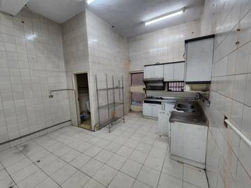 編號R145-千禧店面