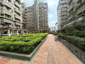 彰化火車站旁溫馨三房(平面車位)