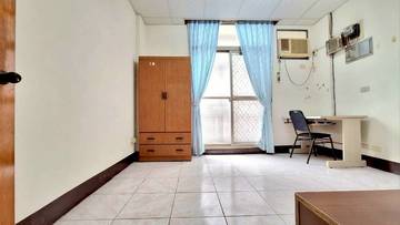 斗六•民生南路旁～    8房•優質透天