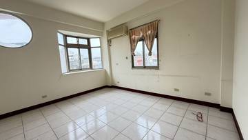 成功路透天住家